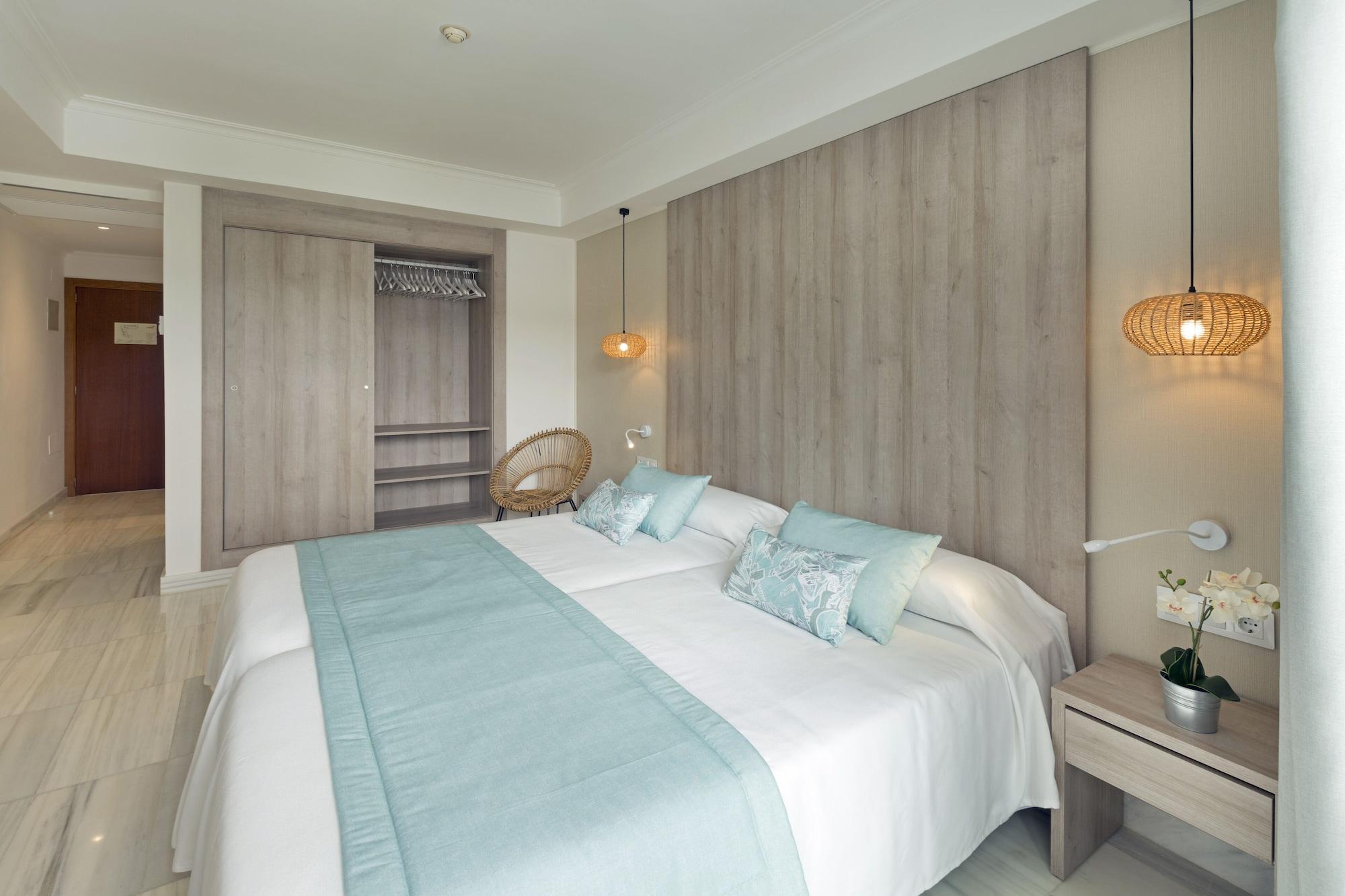 Hotel Ona Palmira Paguera